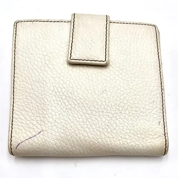 TOD'S vintage wallet white leather snap closure credit cards slots & pockets